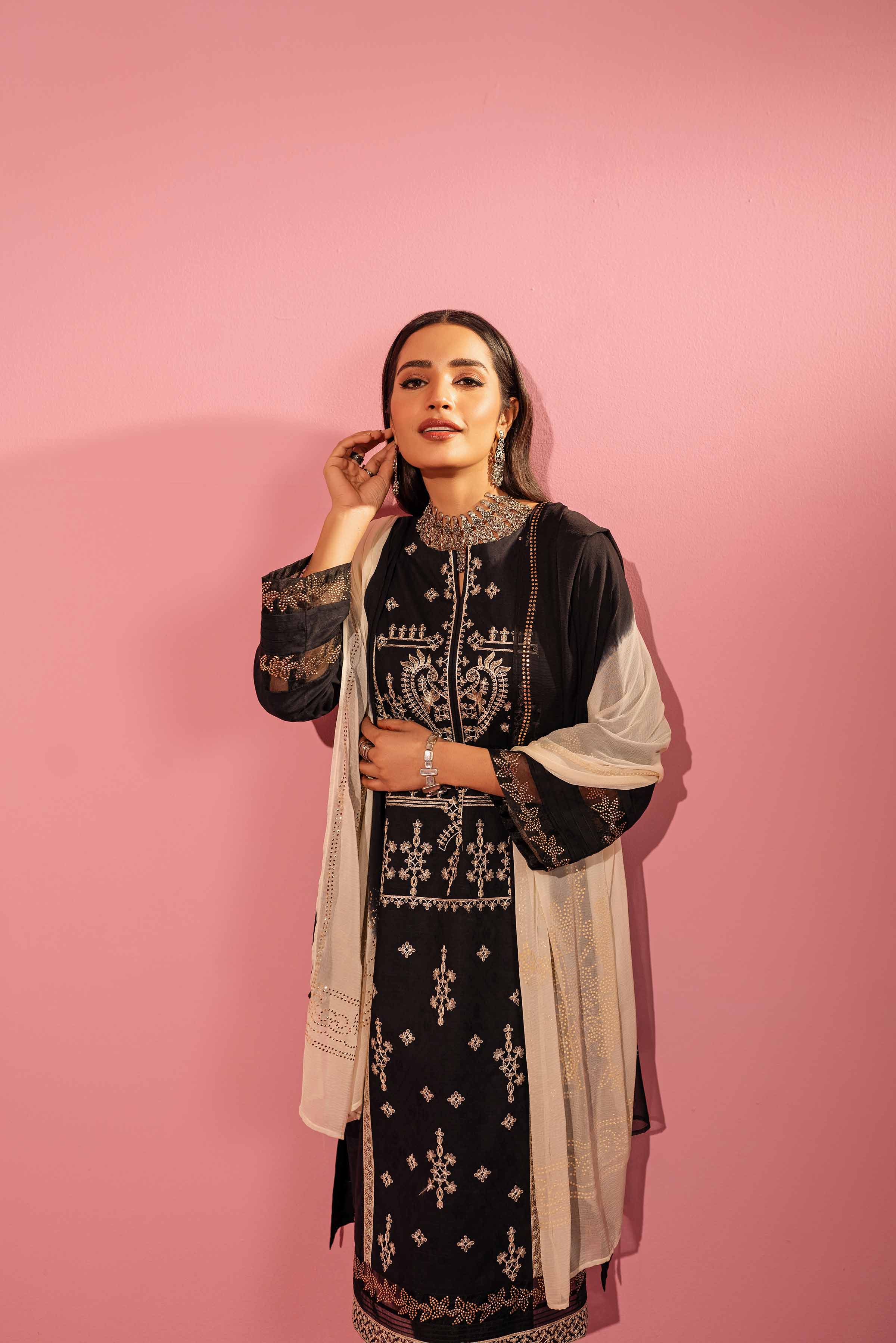 3 Piece - Printed Embellished Suit - 42301302 - Image 4