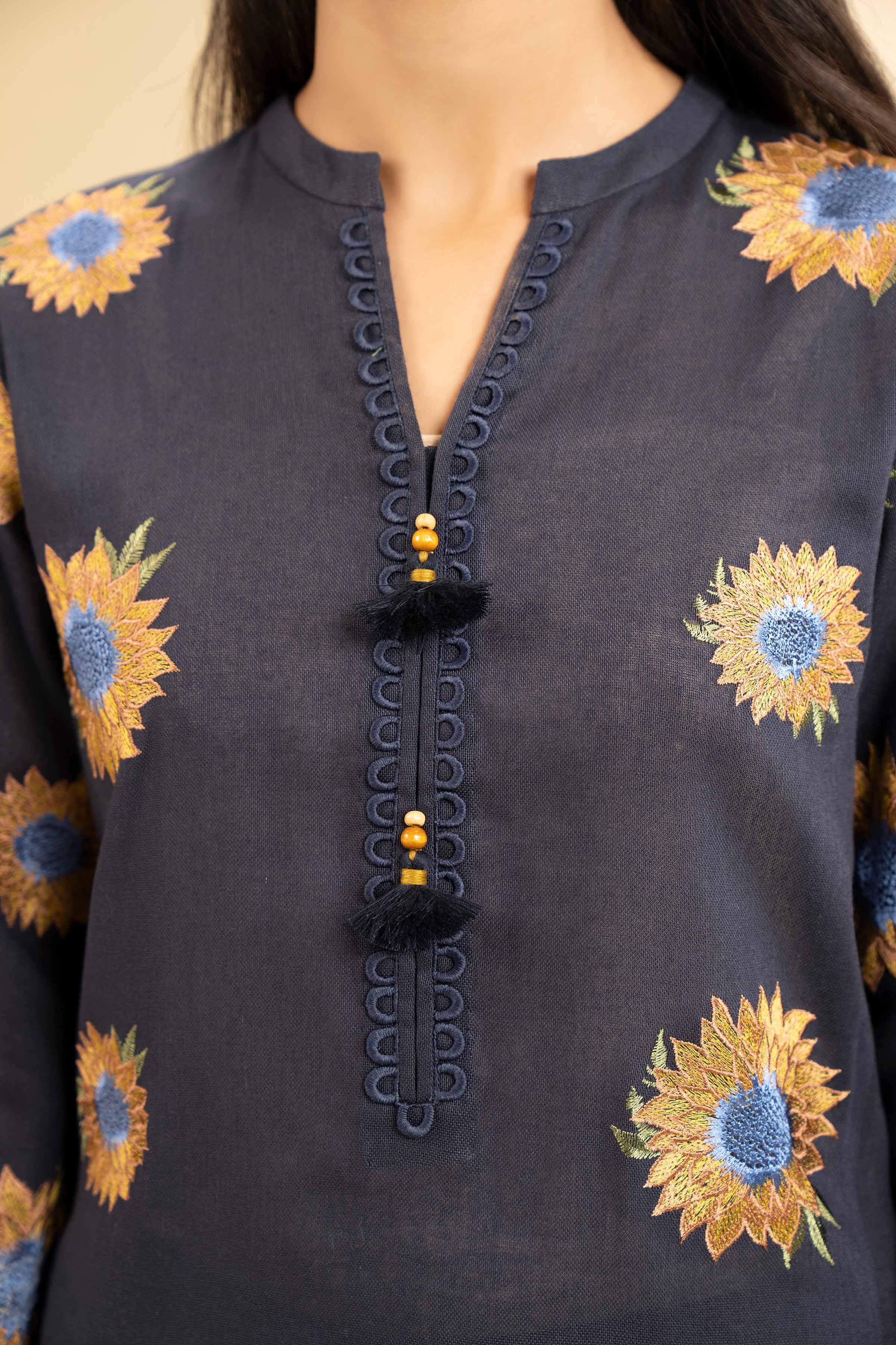 3 Piece - Embroidered Suit - 42404554 - Image 5