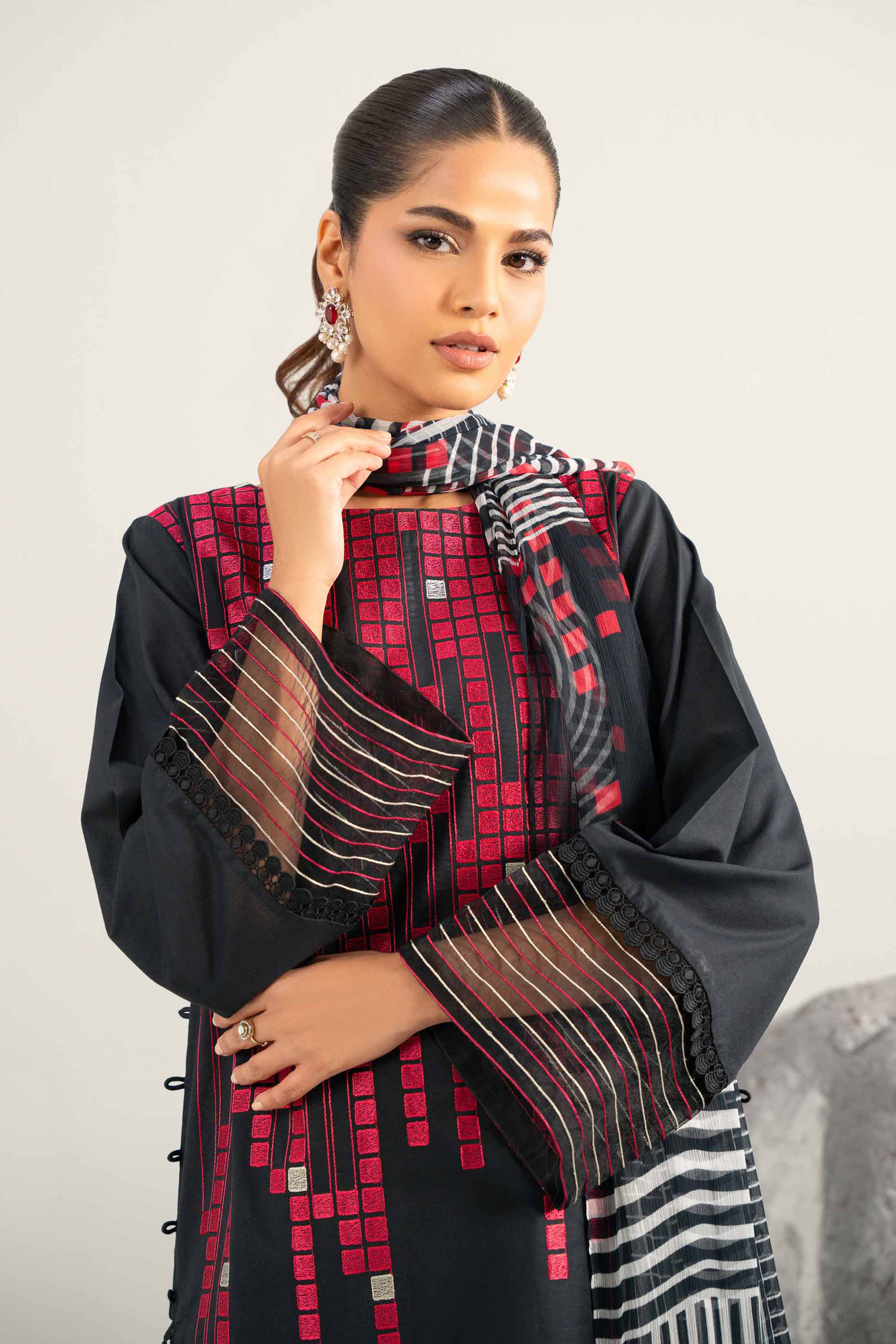3 Piece - Dyed Printed Embroidered Suit - 42502026 - Image 5