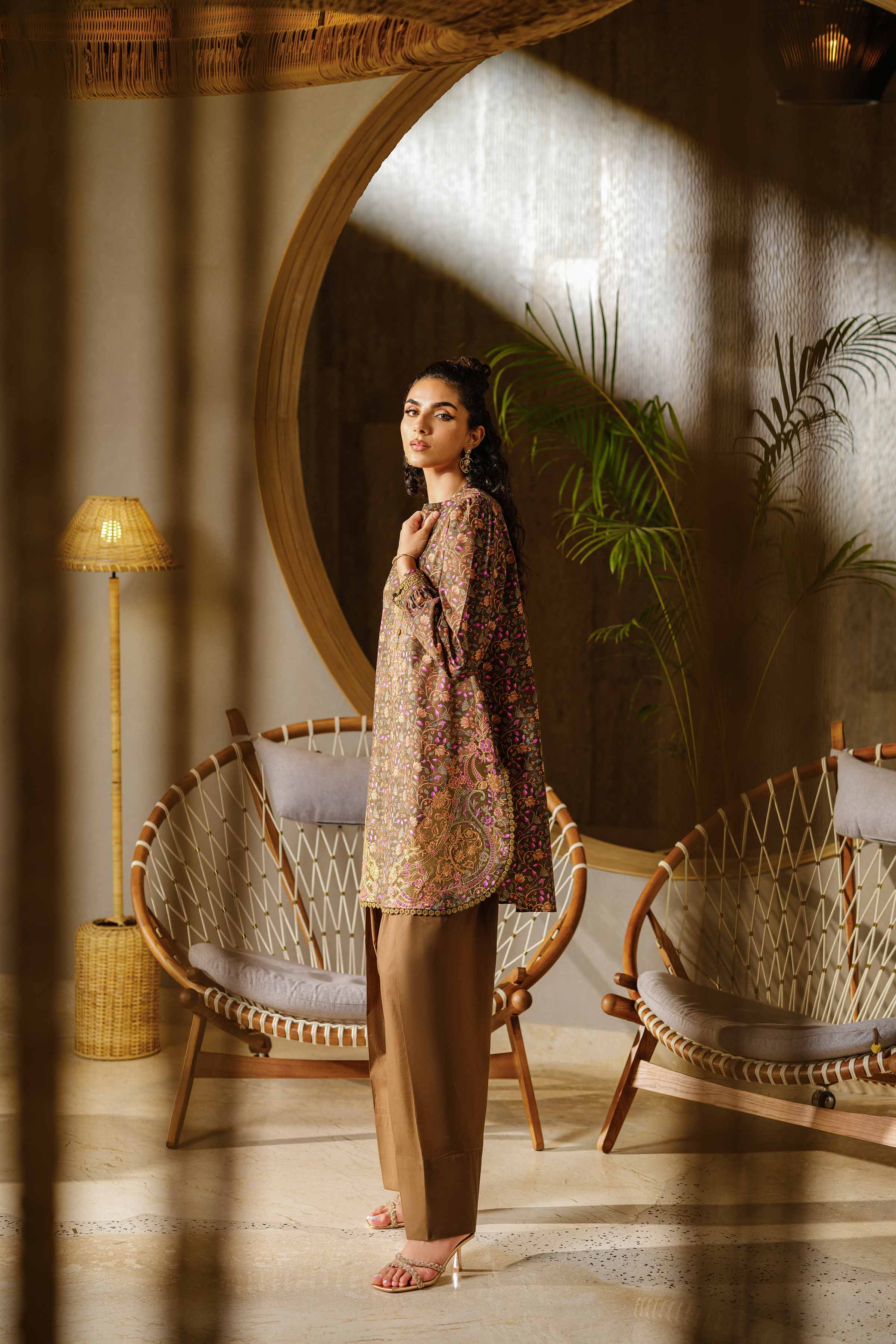 2 Piece - Printed Embroidered Suit - 42502073 - Image 3
