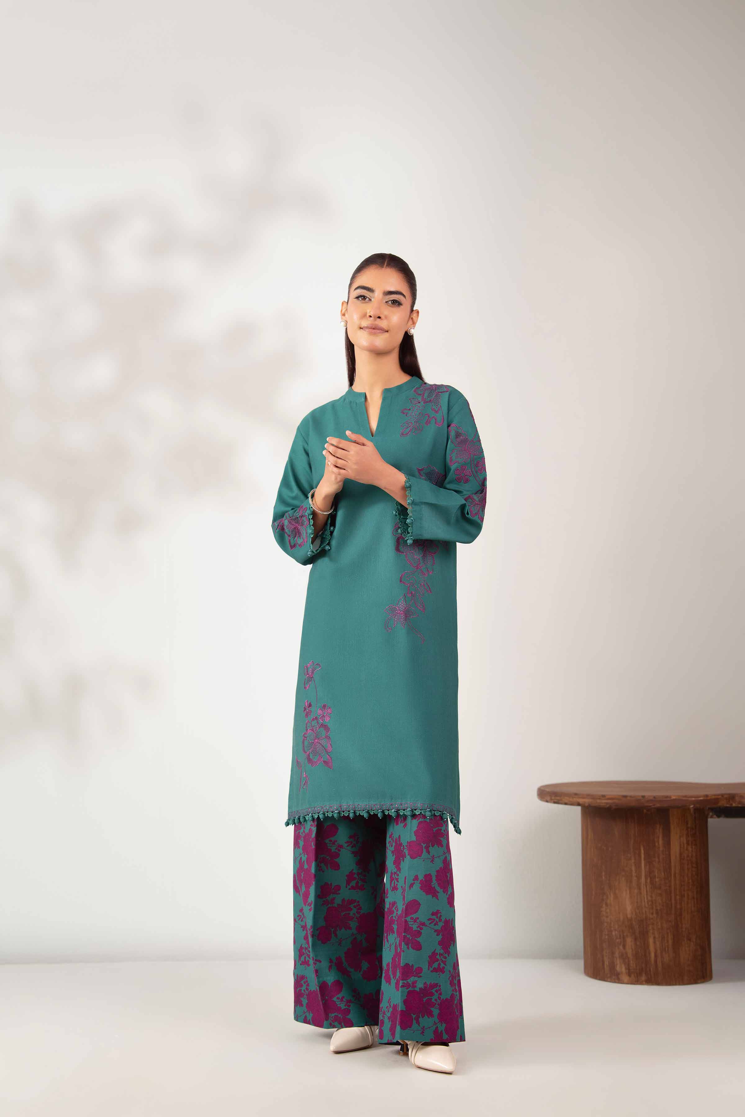 2 Piece - Printed Embroidered Suit - 42502486 - Image 5