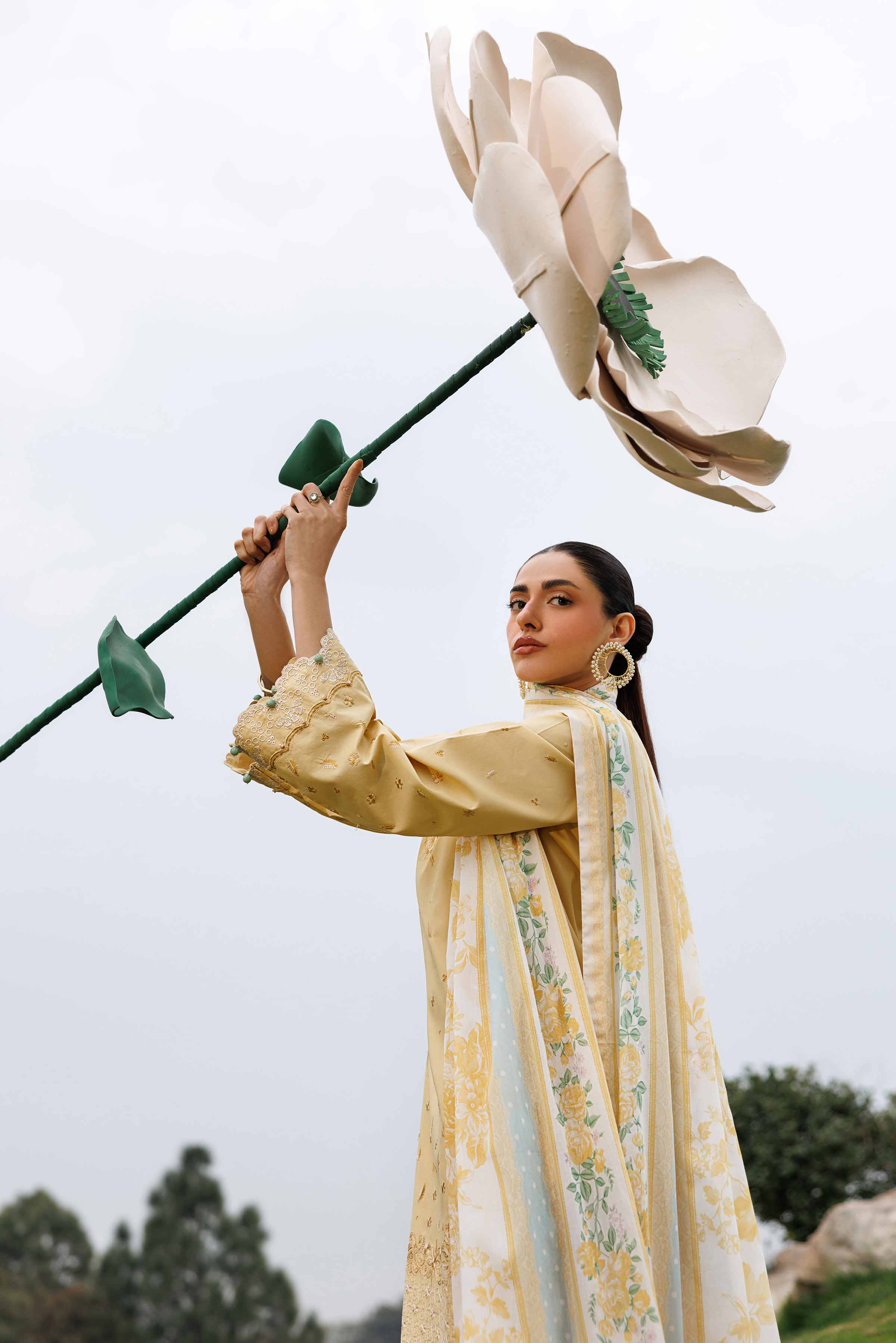 3 Piece - Printed Embroidered Suit - 42601540 - Image 3