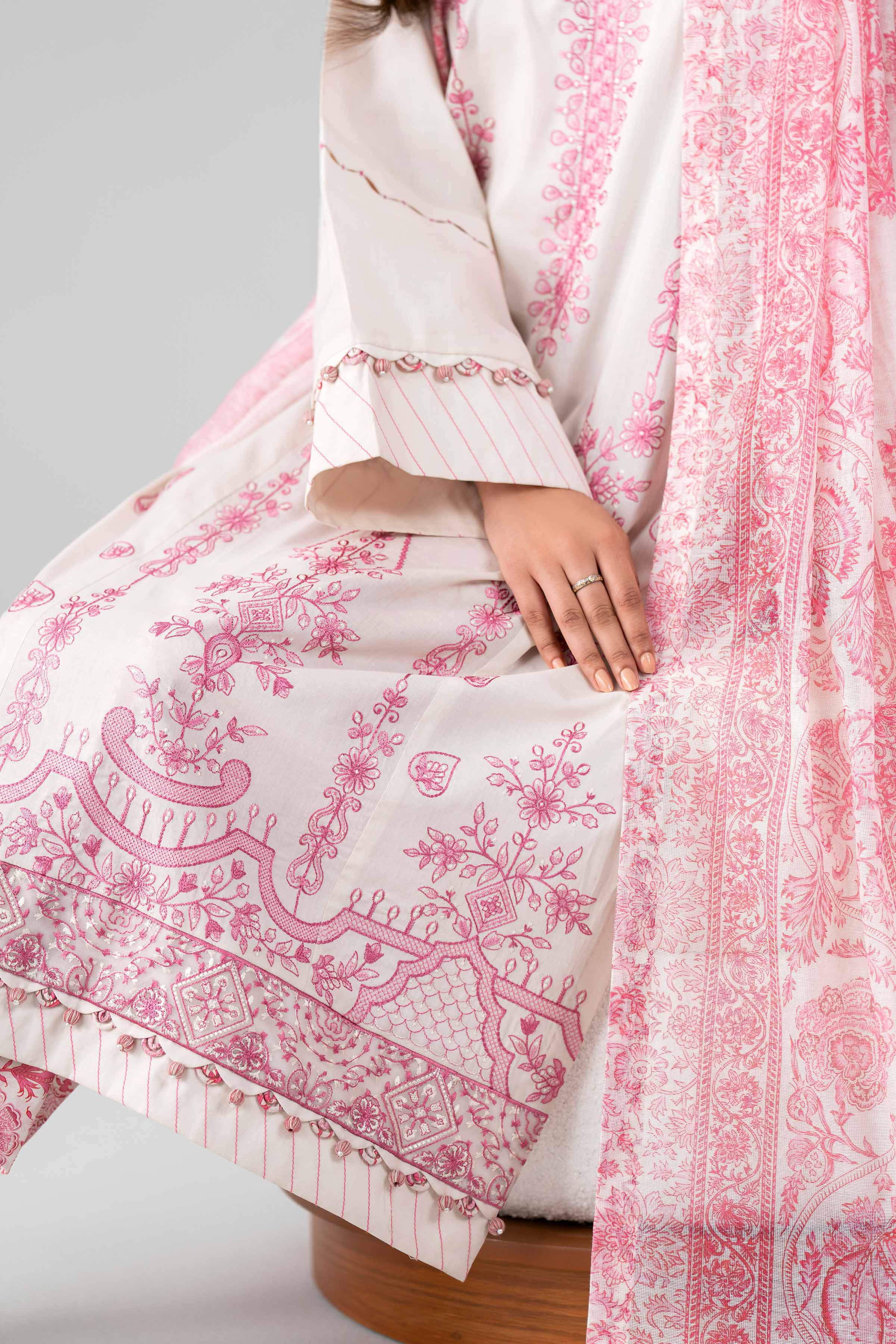 3 Piece - Printed Embroidered Suit - 42601792 - Image 6