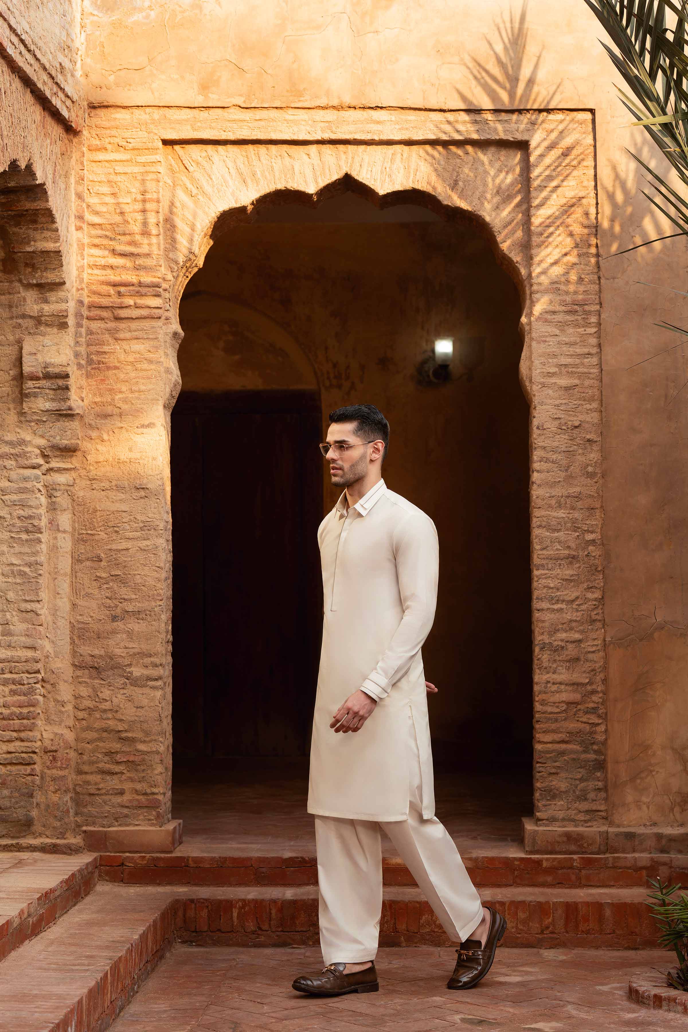 2 Piece - Naqsh Suit - 42608034 - Image 3