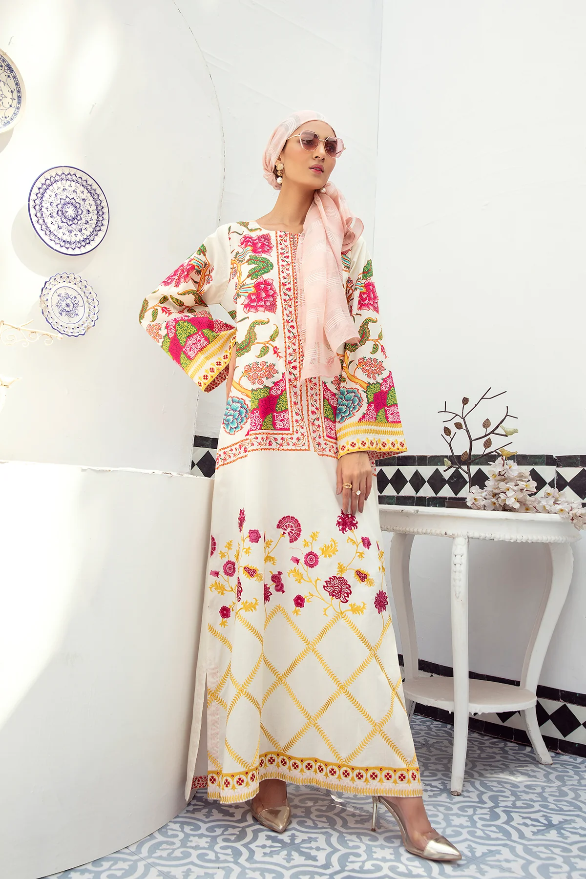 DE21-07-Embroidery Detailing Basic stitched Fustaan-1PC - Image 2