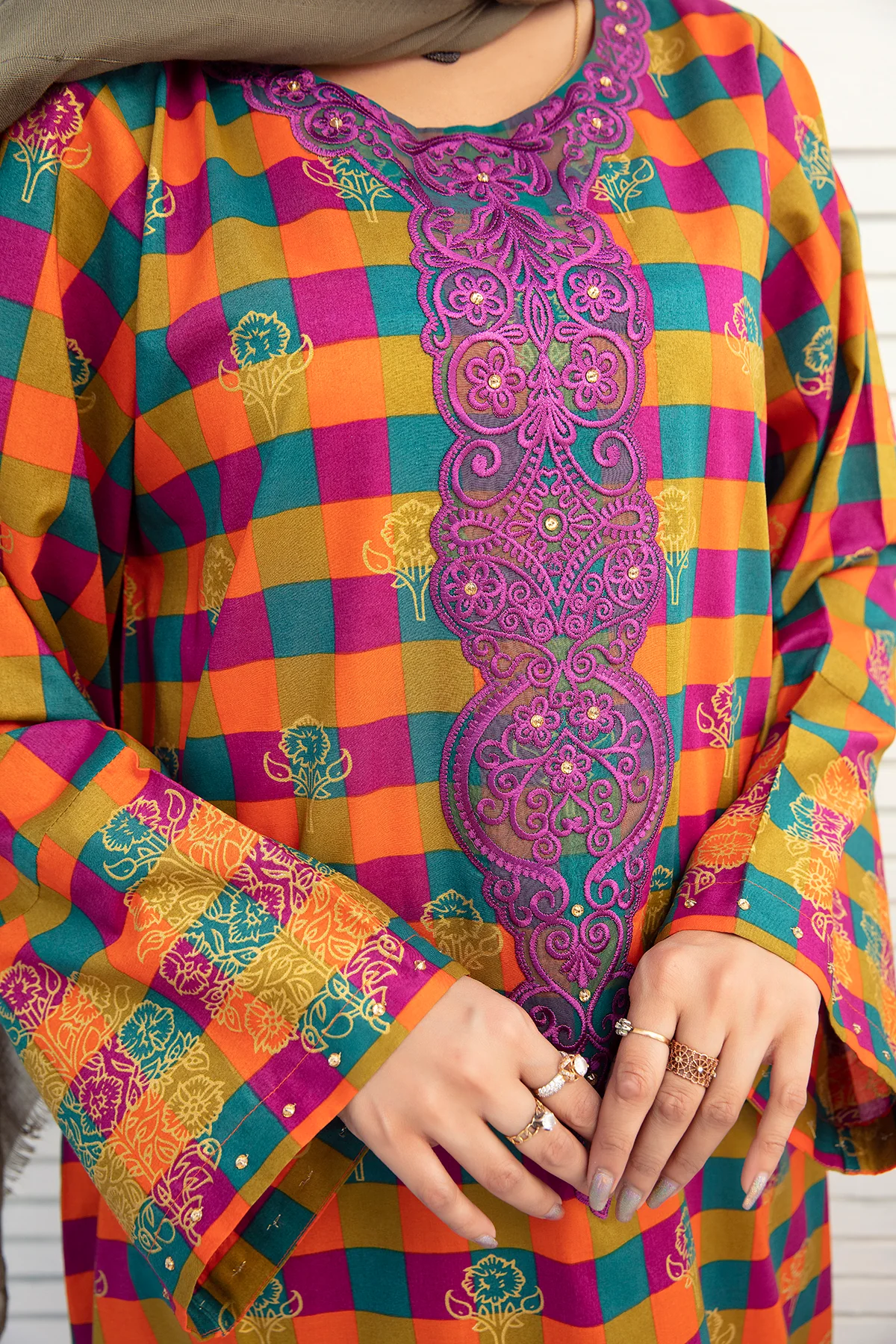 DE21-23-Basic Embroidered with Adda Embellished Fustaan-1PC - Image 3