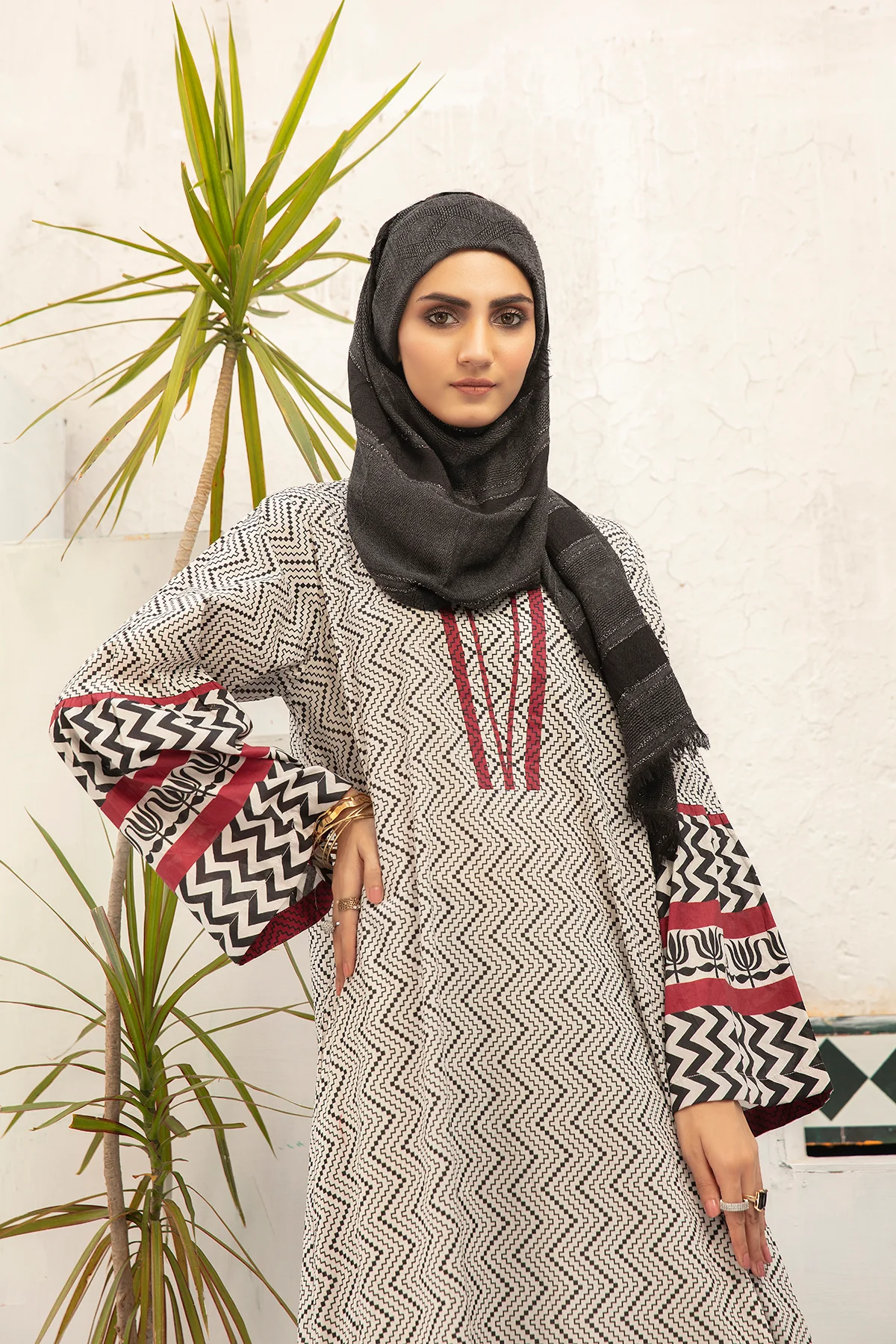 DS20-81 Printed Stitched Fustaan  1PC - Image 5