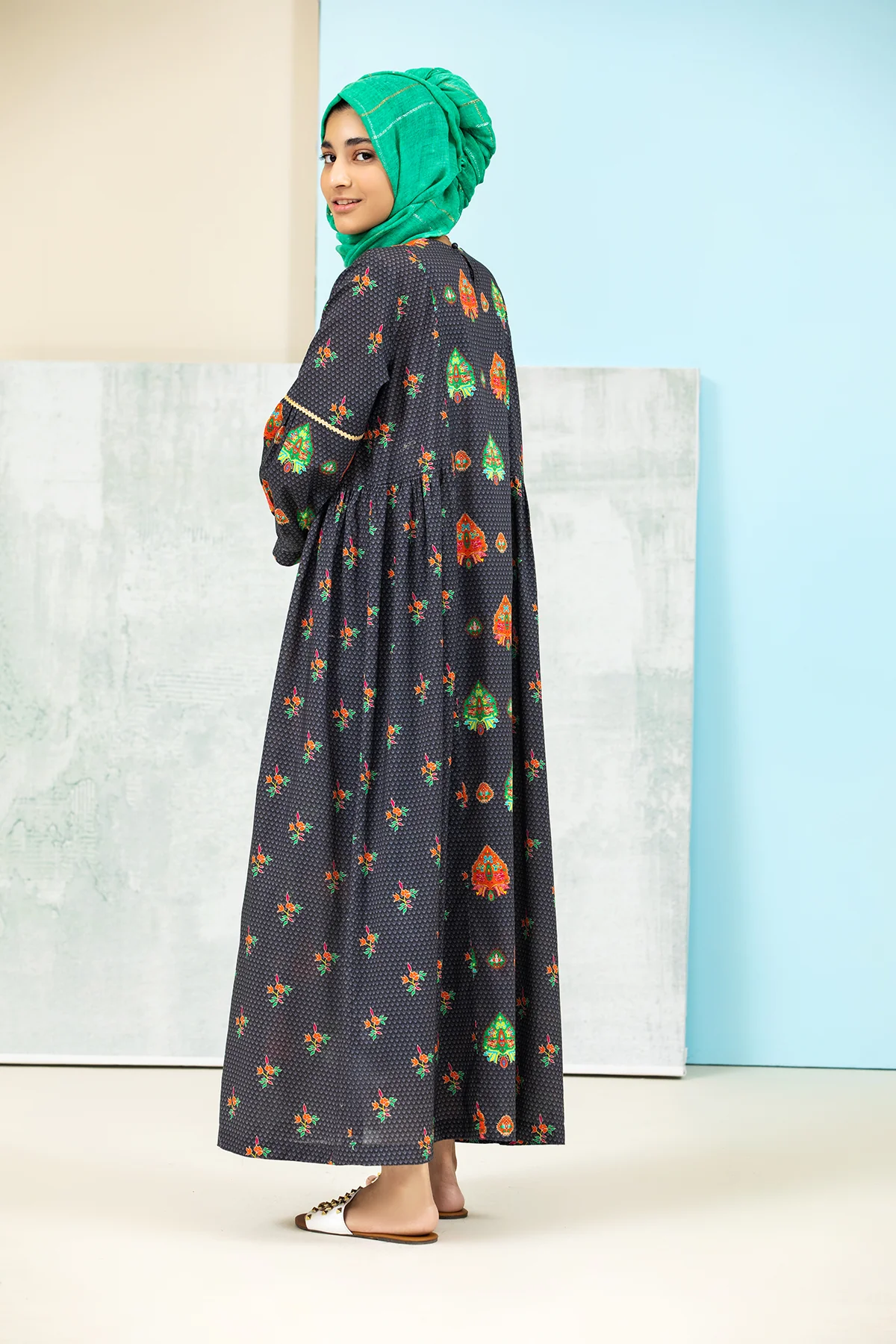 DS21-109-Printed Lawn Fustaan - Image 4