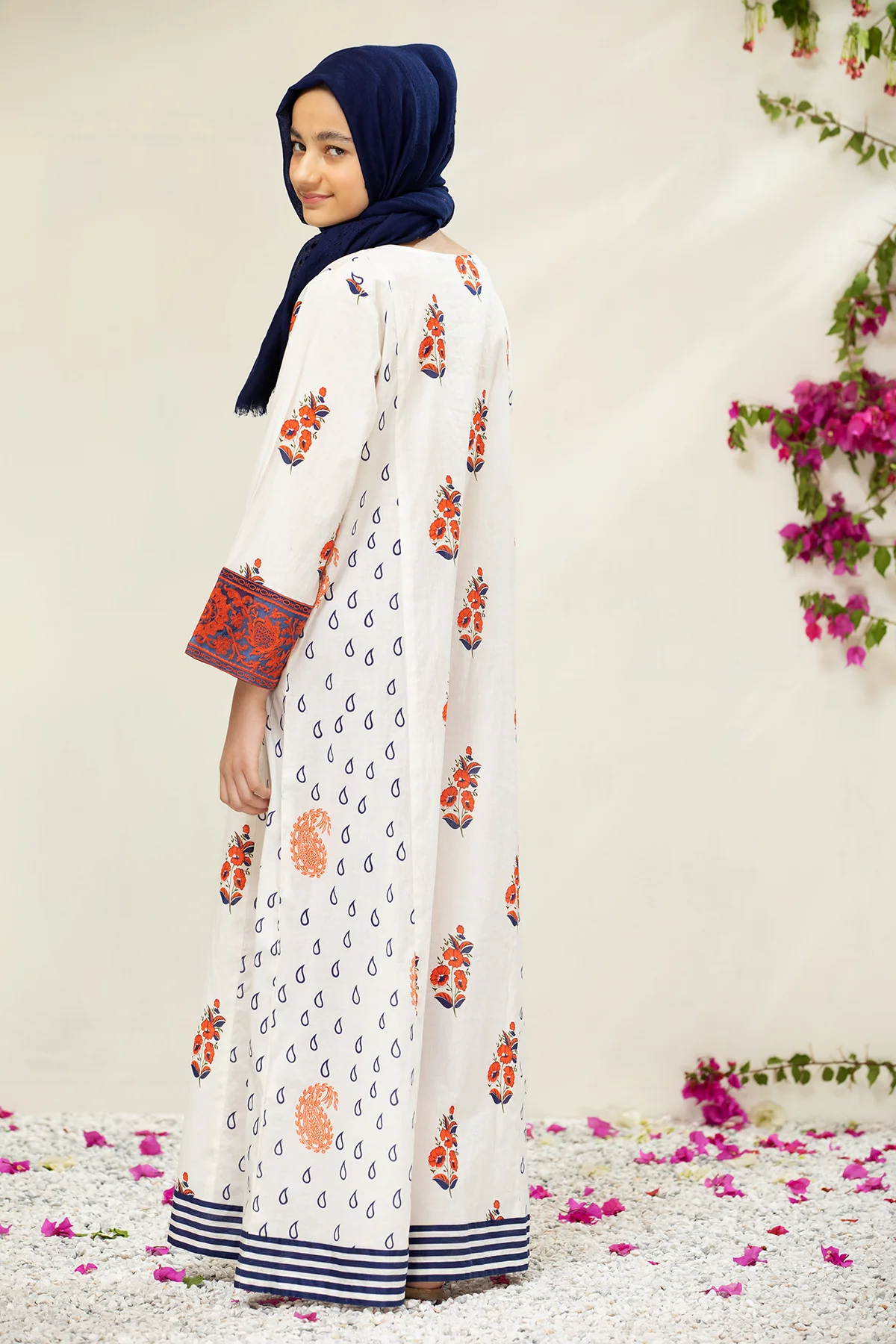 DS21-72/Kids Embroidered Printed Lawn Kurta Fustaan - Image 3