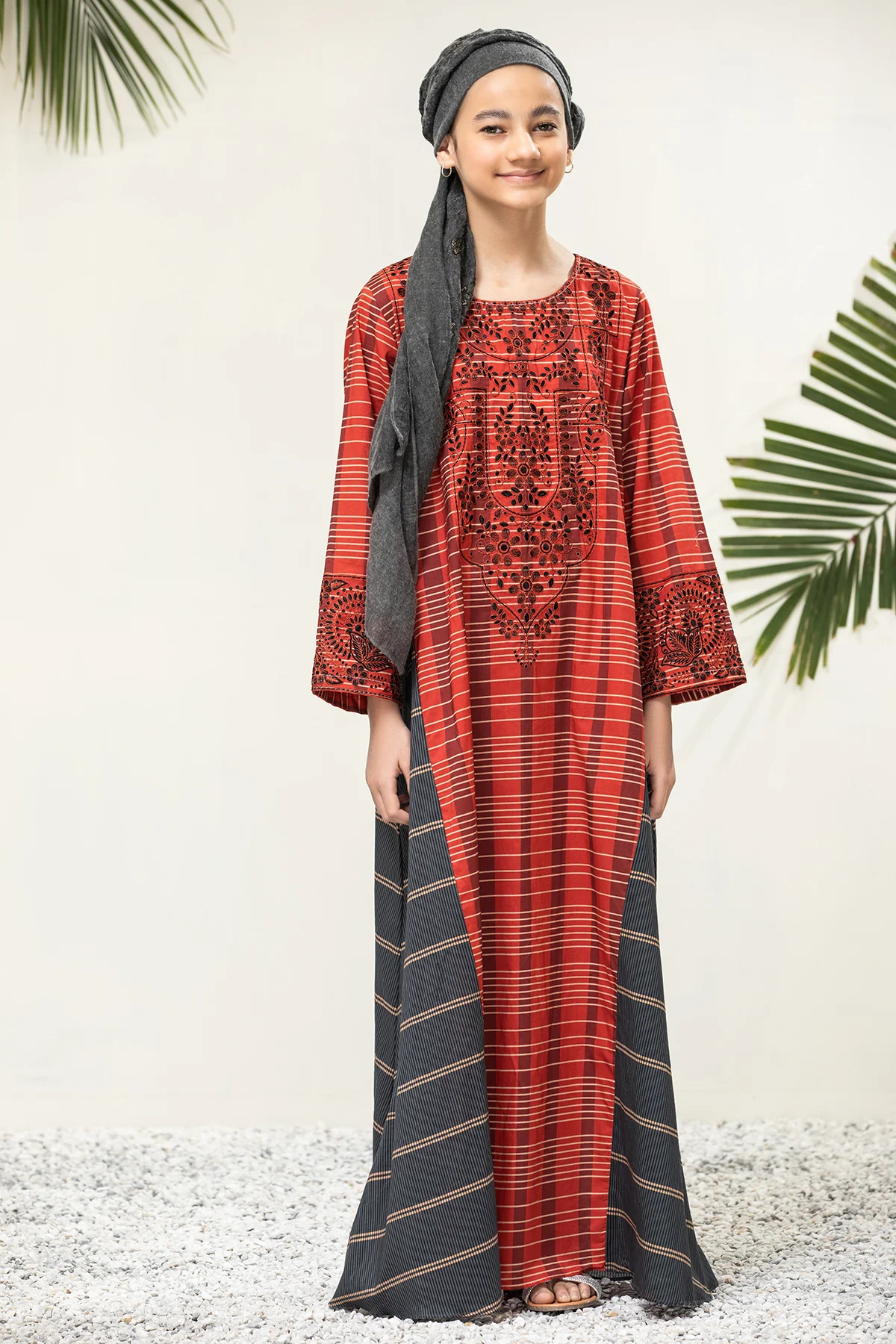 DS21-74-Kids Embroidered Back Forward Printed Lawn Fustaan - Image 2