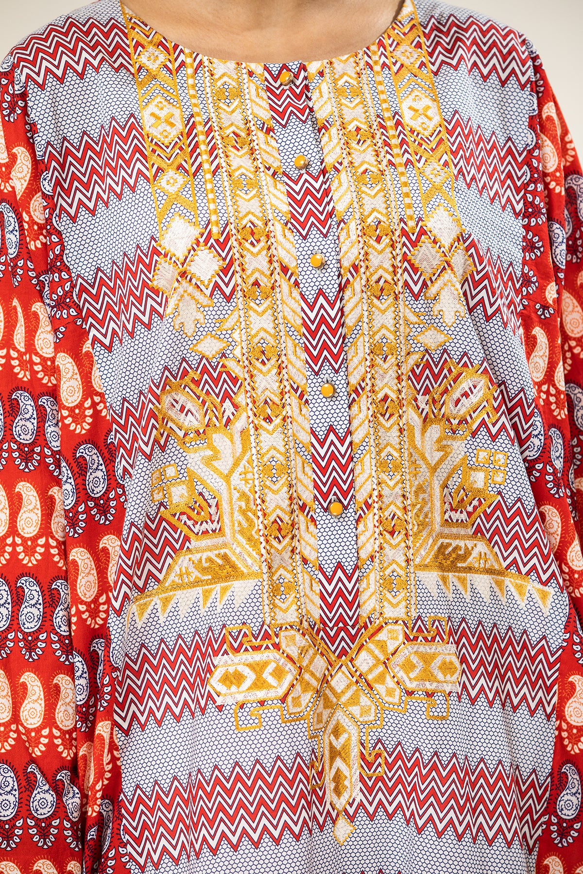 DS21-79 Embroidered Kurta Printed Lawn Fustaan - Image 5