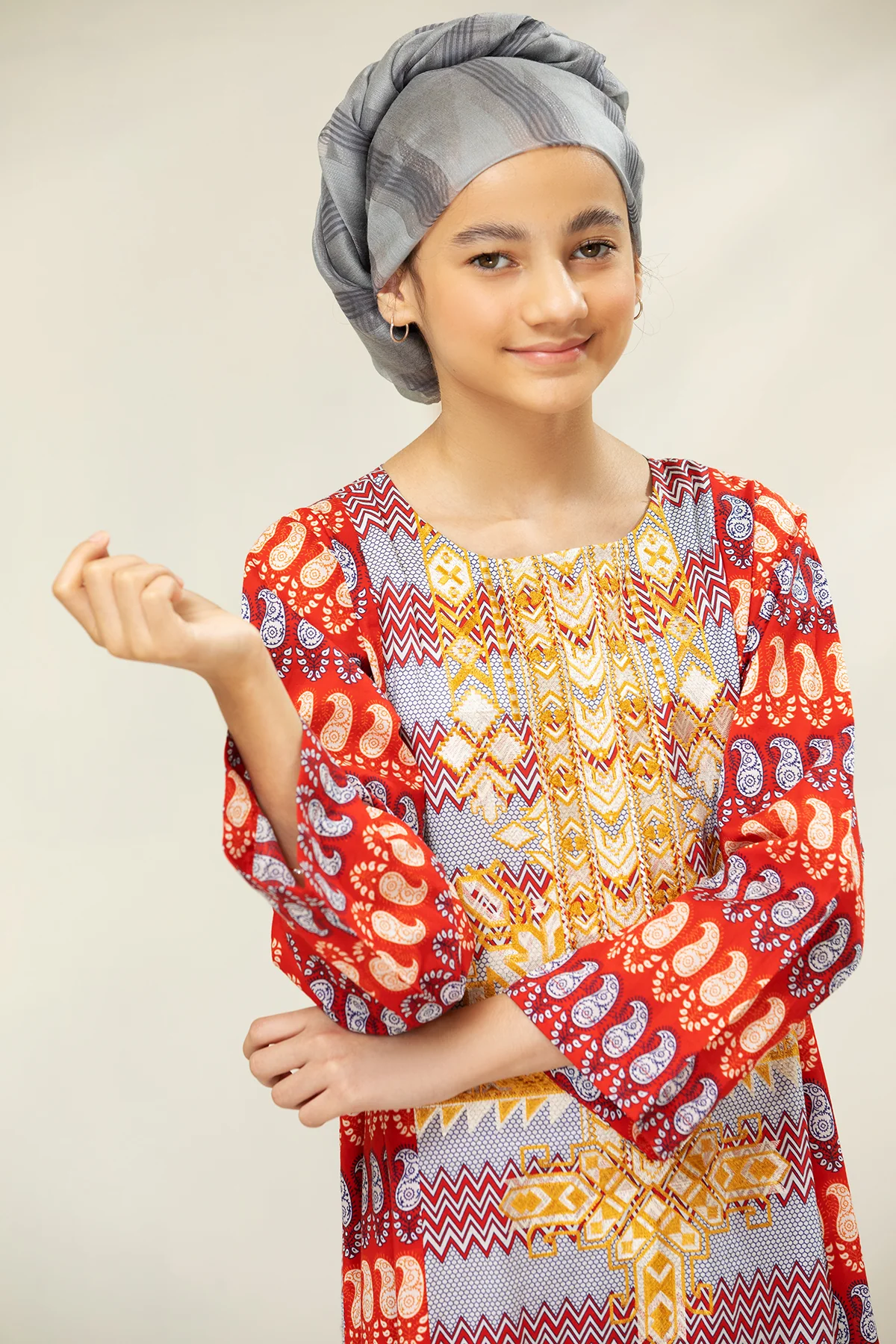DS21-80/KIDS Embroidered Printed Lawn Fustaan - Image 5