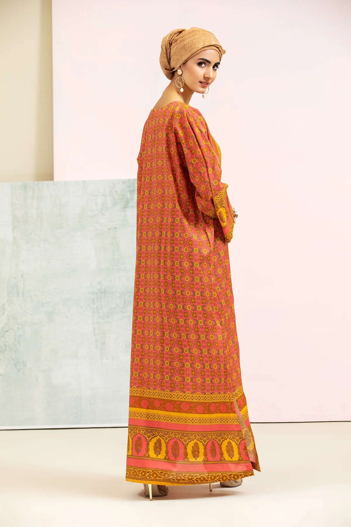 DS21-84 Printed Lawn Fustaan - Image 2