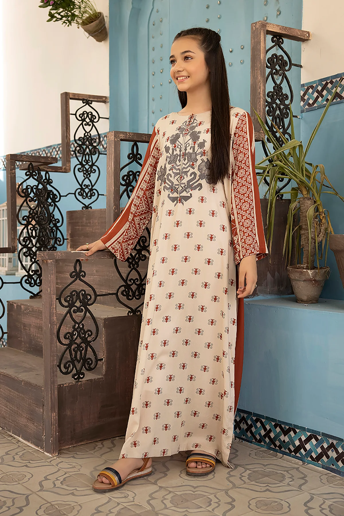 DSW21-72-Printed Embroidered Fustaan 1PC - Image 3