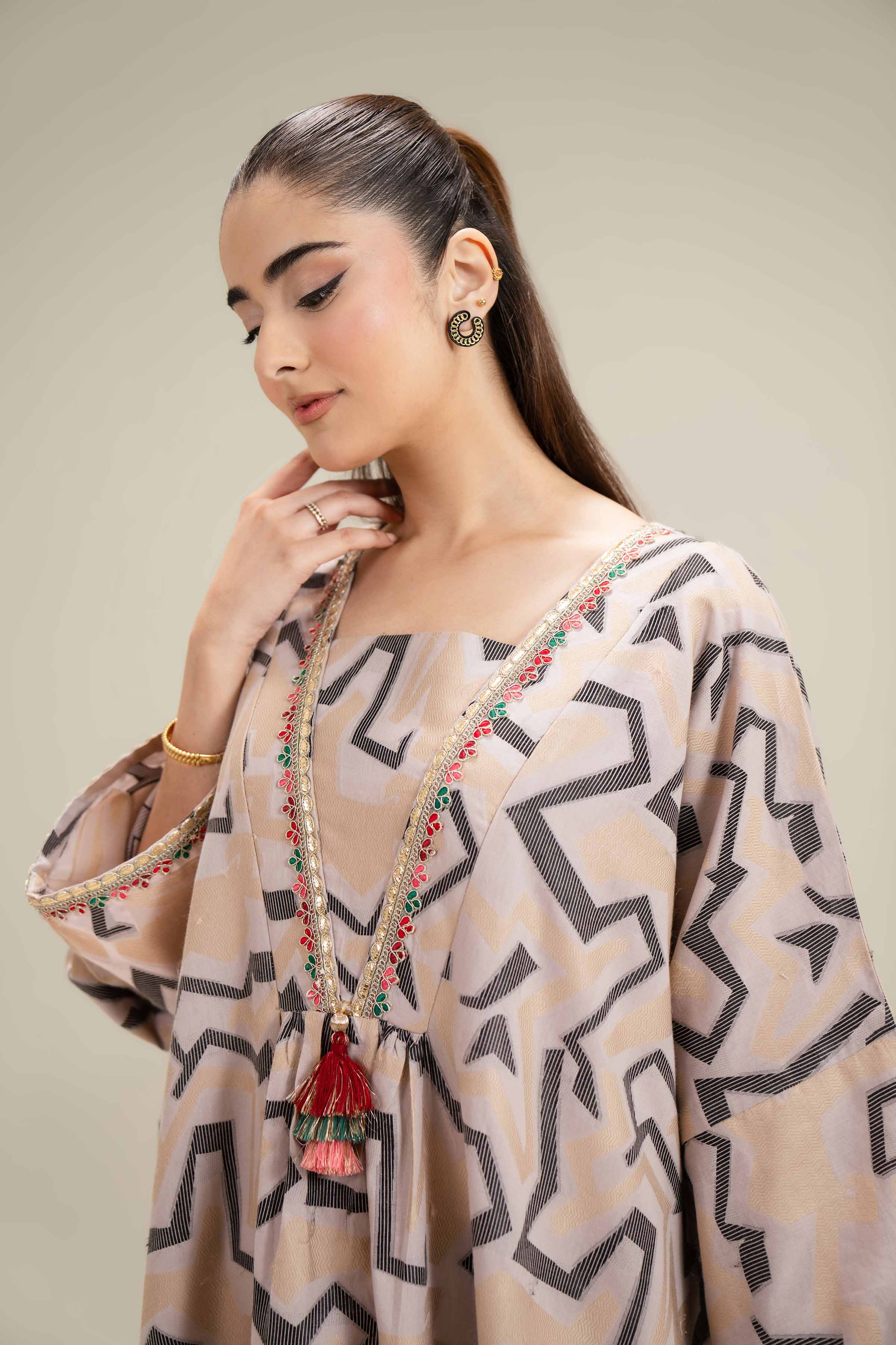 Basic Shirt - FE25-100 - Image 6
