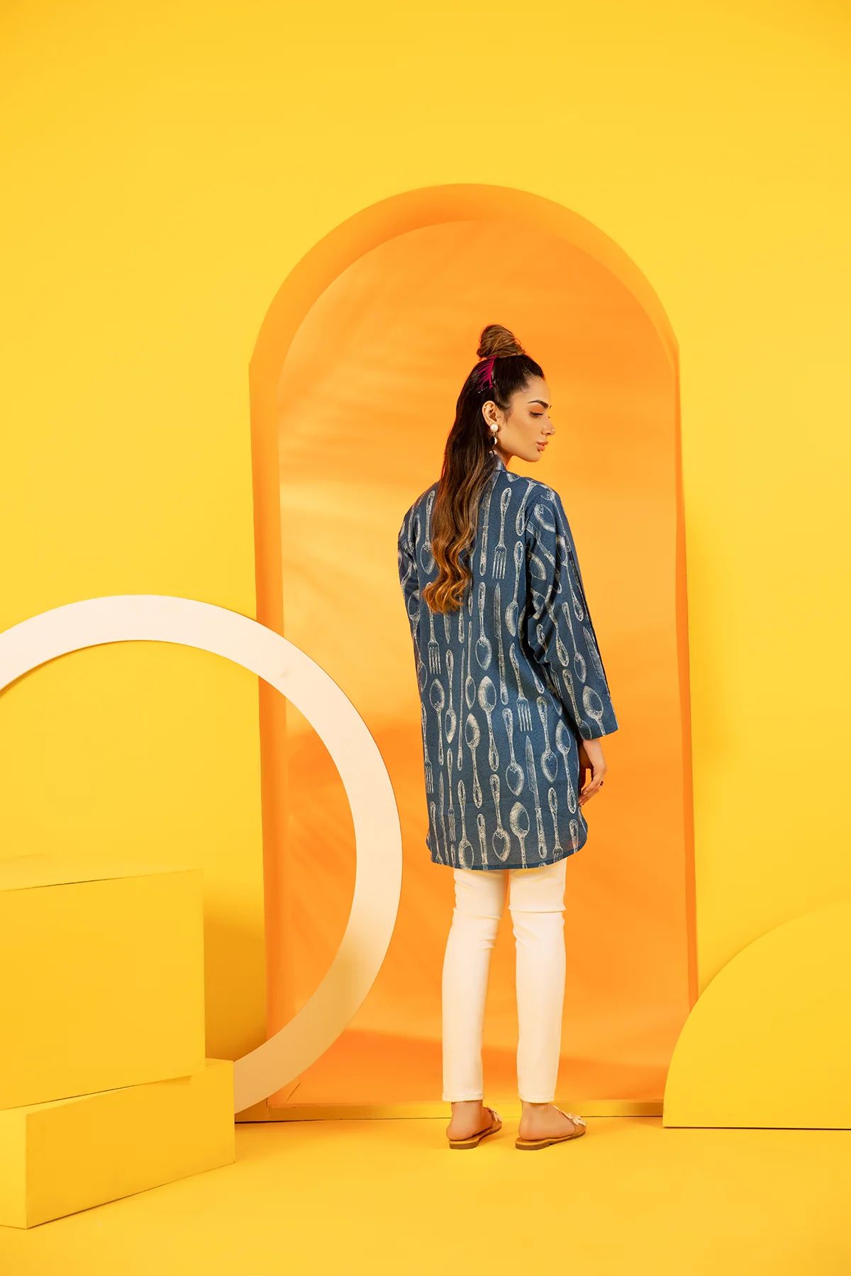 FS22-61-Collar Neck Printed Tunic - Image 2