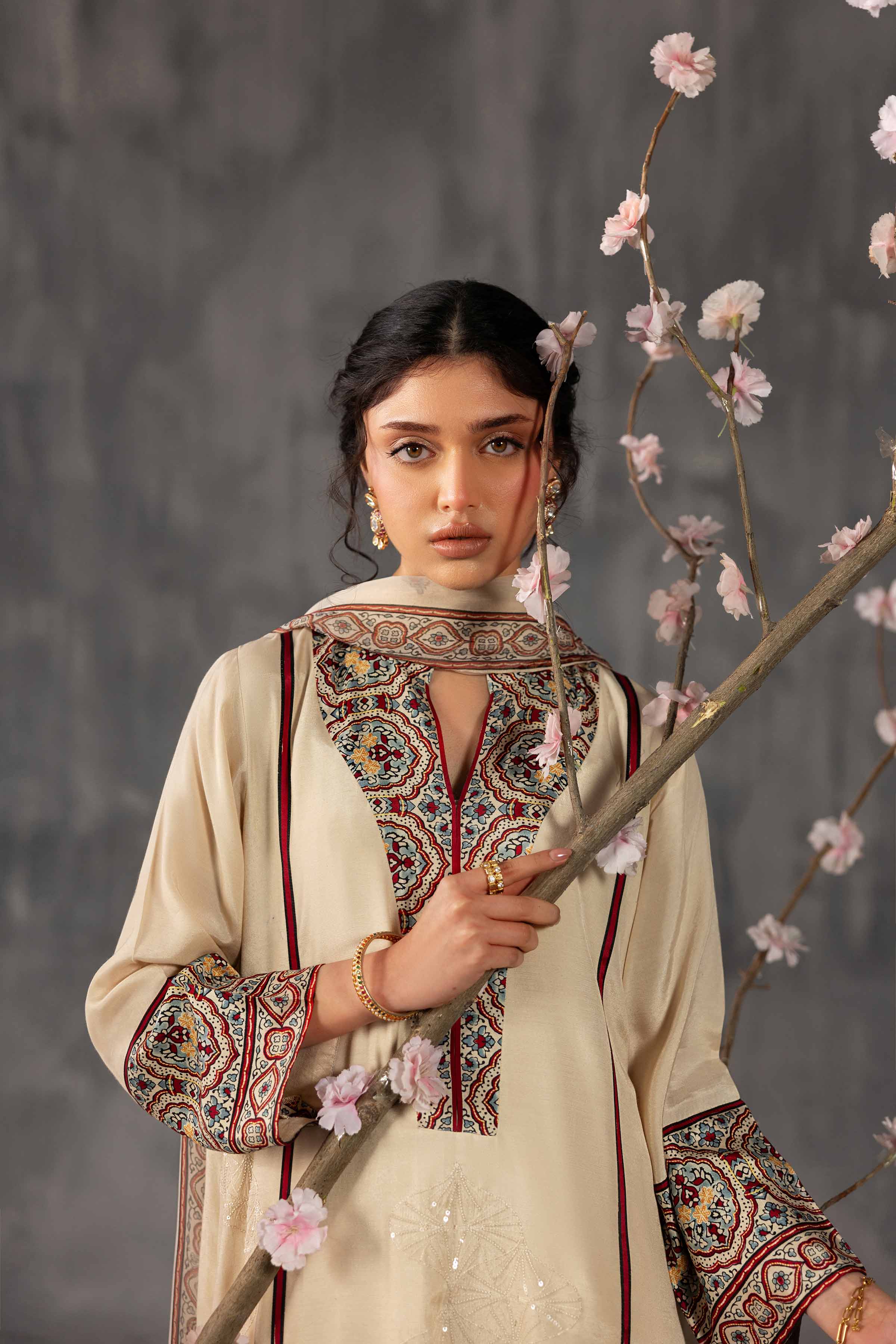 3 Piece - Printed Embroidered Suit - KFE26-109 - Image 7