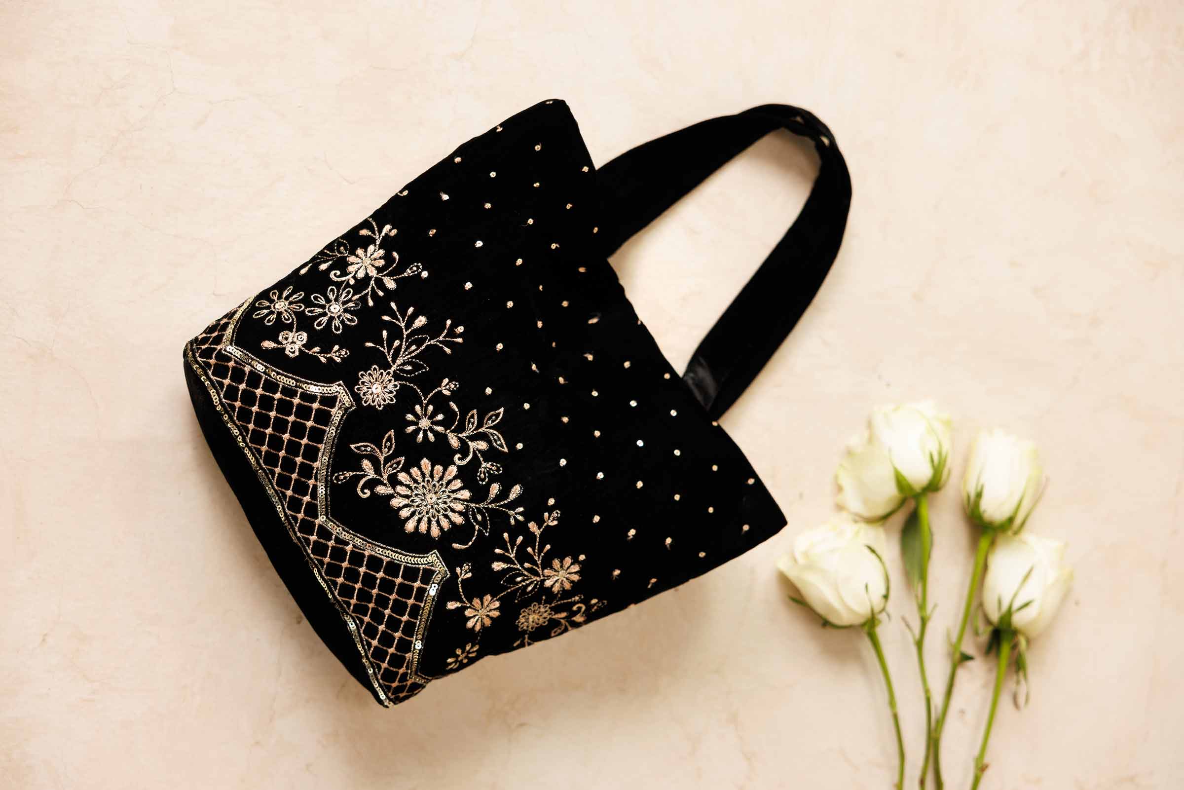 Embroidered Pouch - KFW25-149 - Image 4