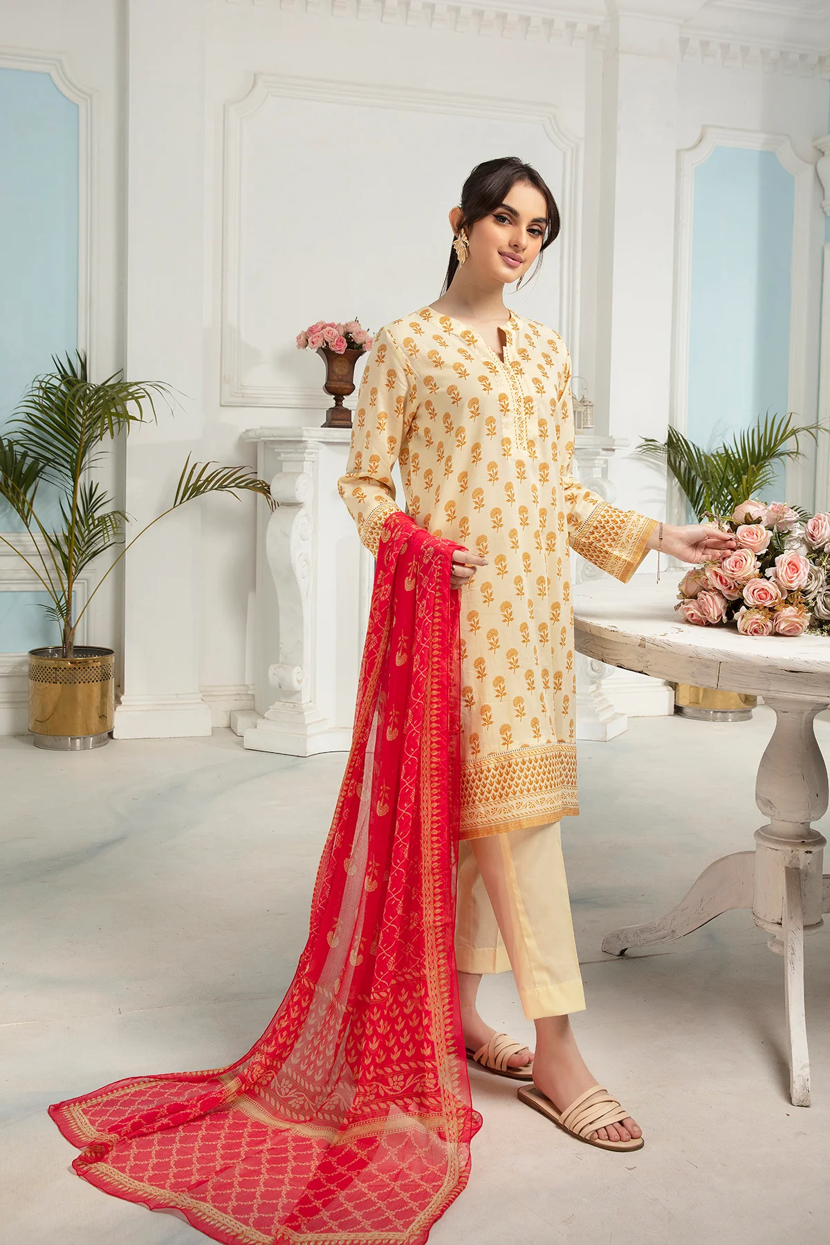 PDS22-04-Printed Shirt With Dupatta & Trousers-3PC - Image 3