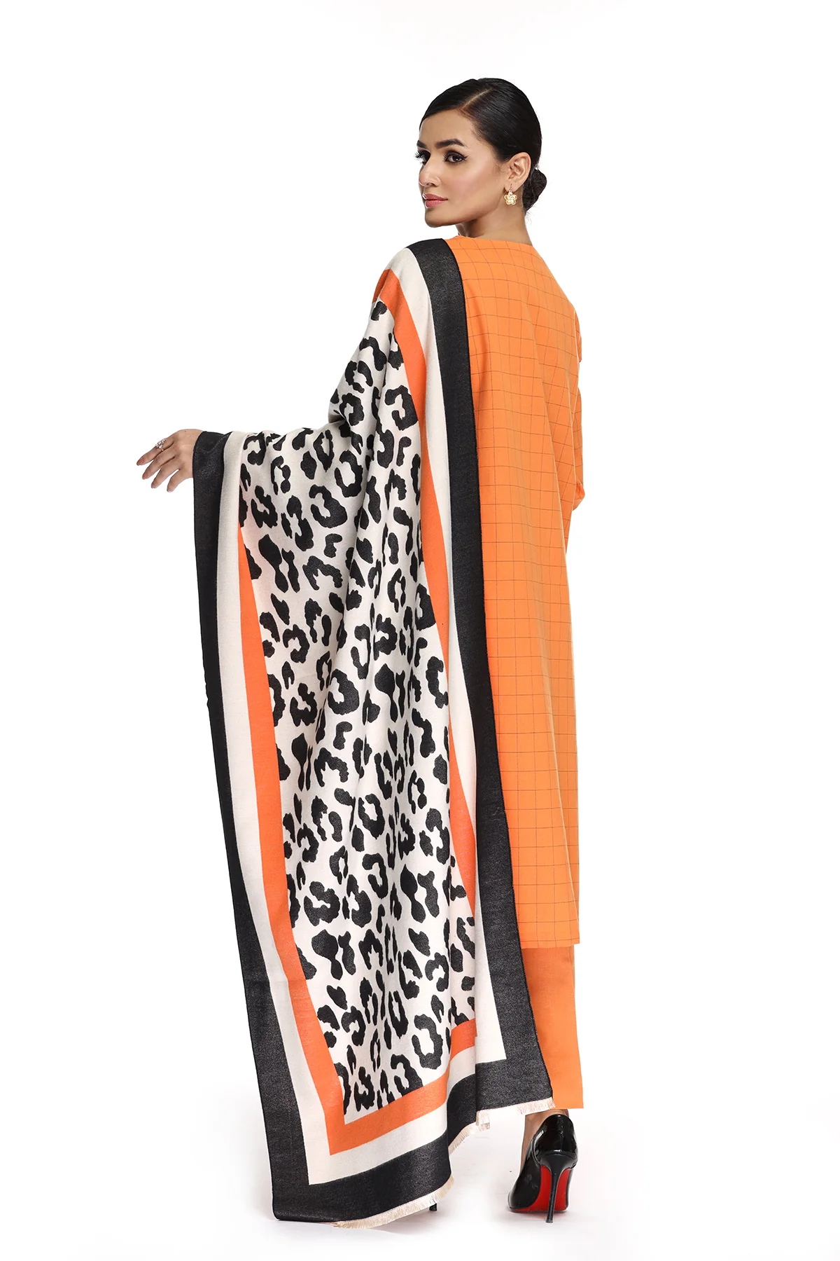 PDW21-39- Embroidered 3PC - Image 2