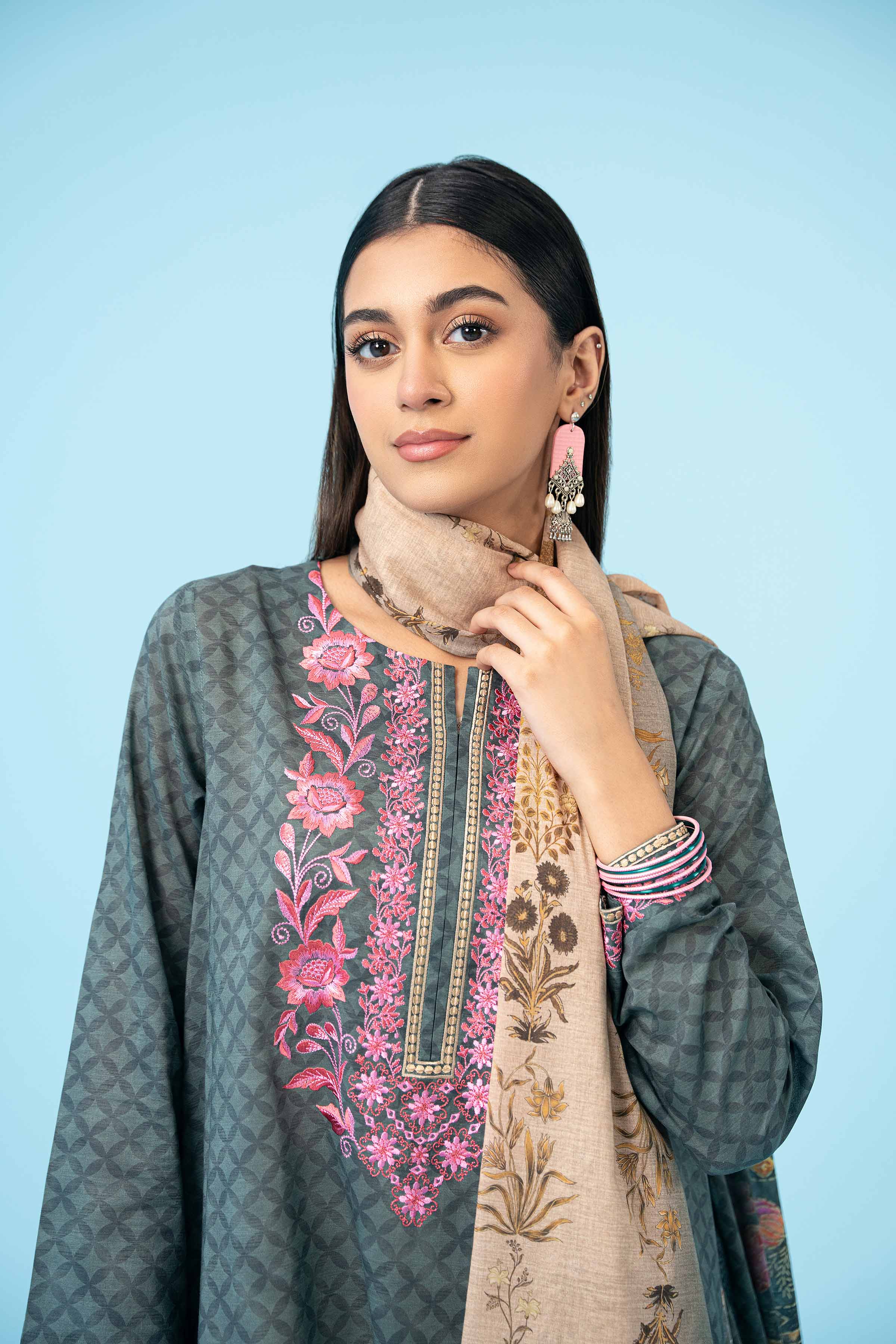 2 Piece - Printed Embroidered Suit - PE24-376 - Image 4