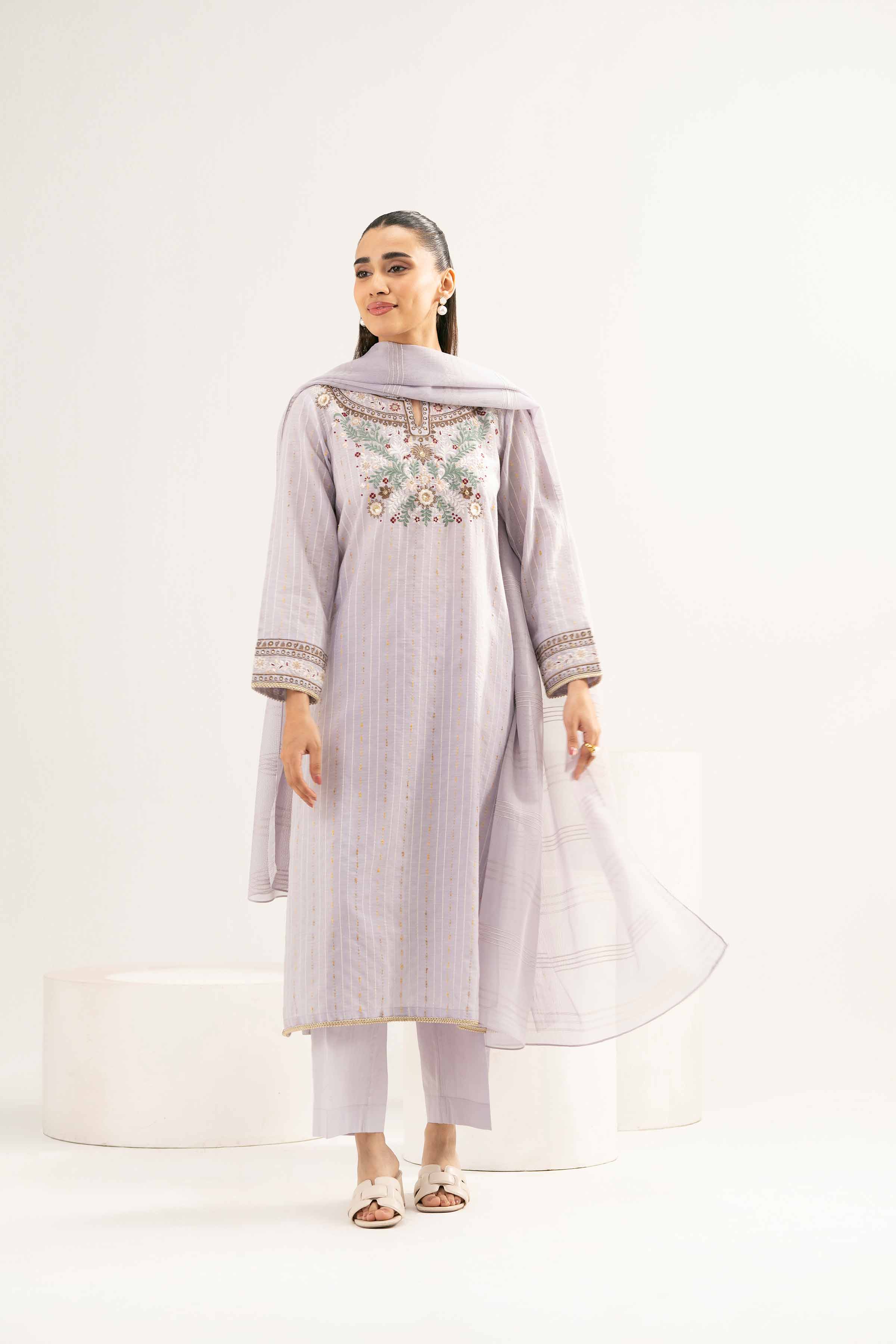 3 Piece - Embroidered Suit - PE25-242 - Image 5