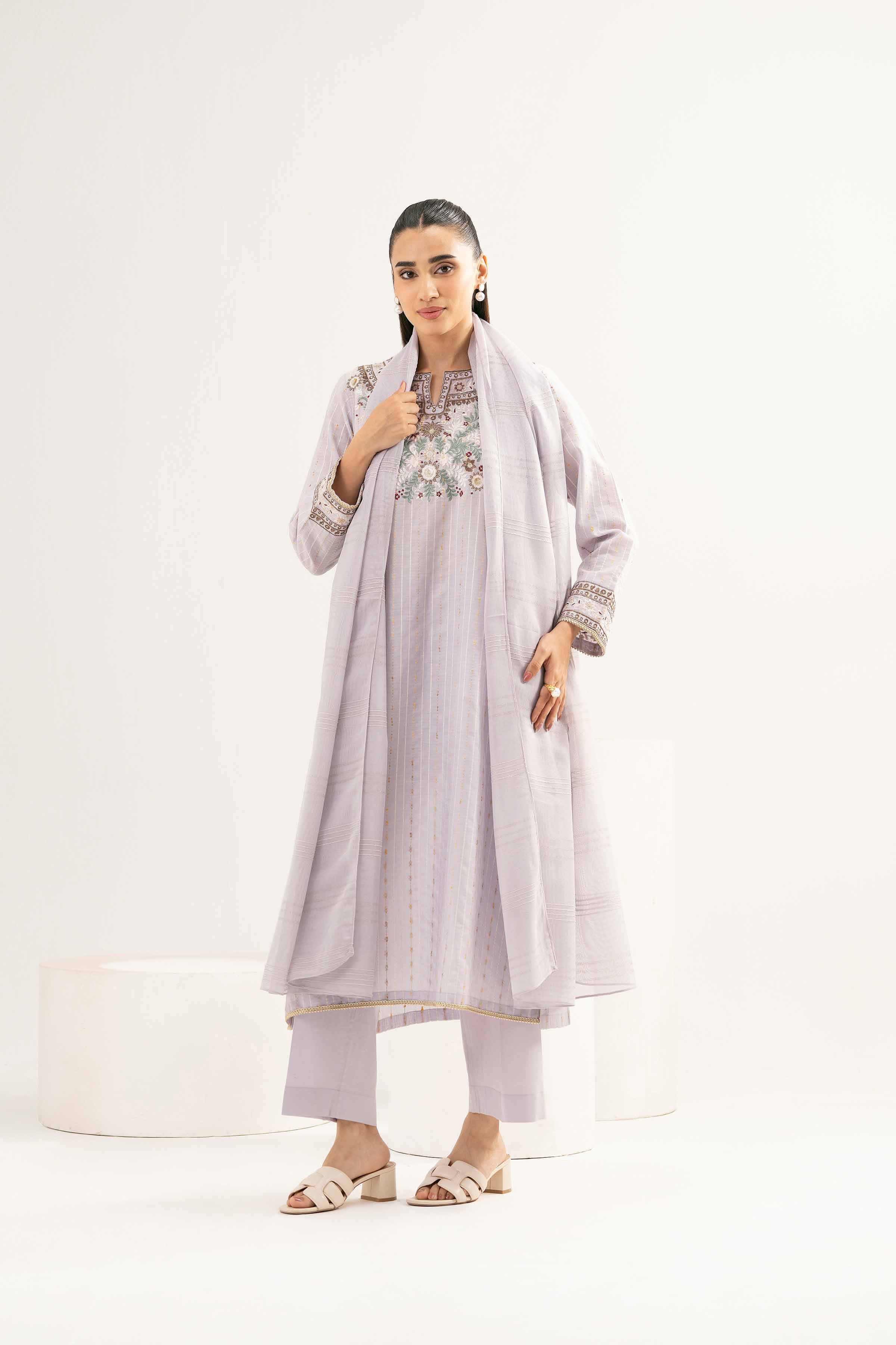 3 Piece - Embroidered Suit - PE25-242 - Image 6