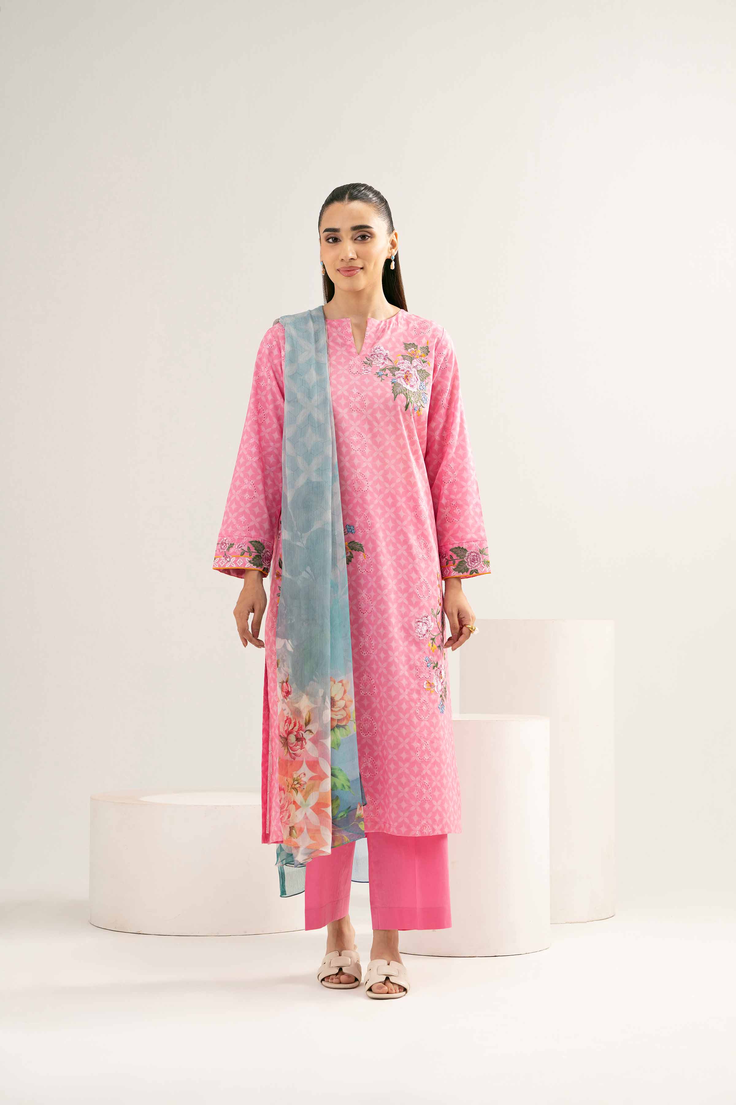 3 Piece - Printed Embroidered Suit - PE25-372 - Image 4