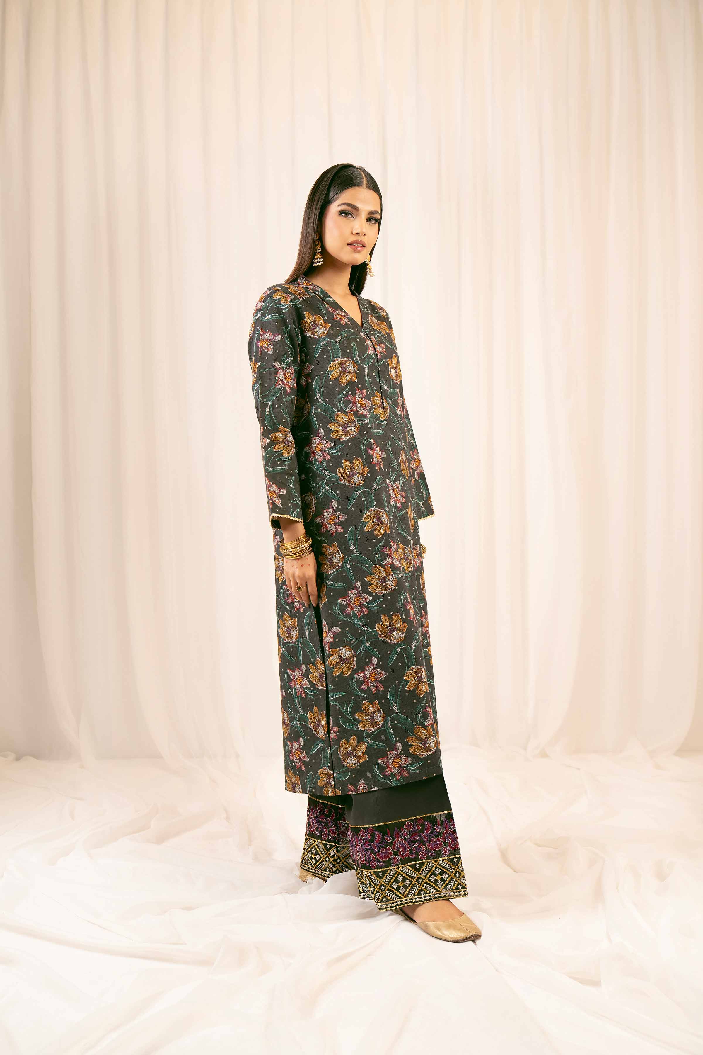 2 Piece - Printed Embroidered Suit - PFE25-15 - Image 4