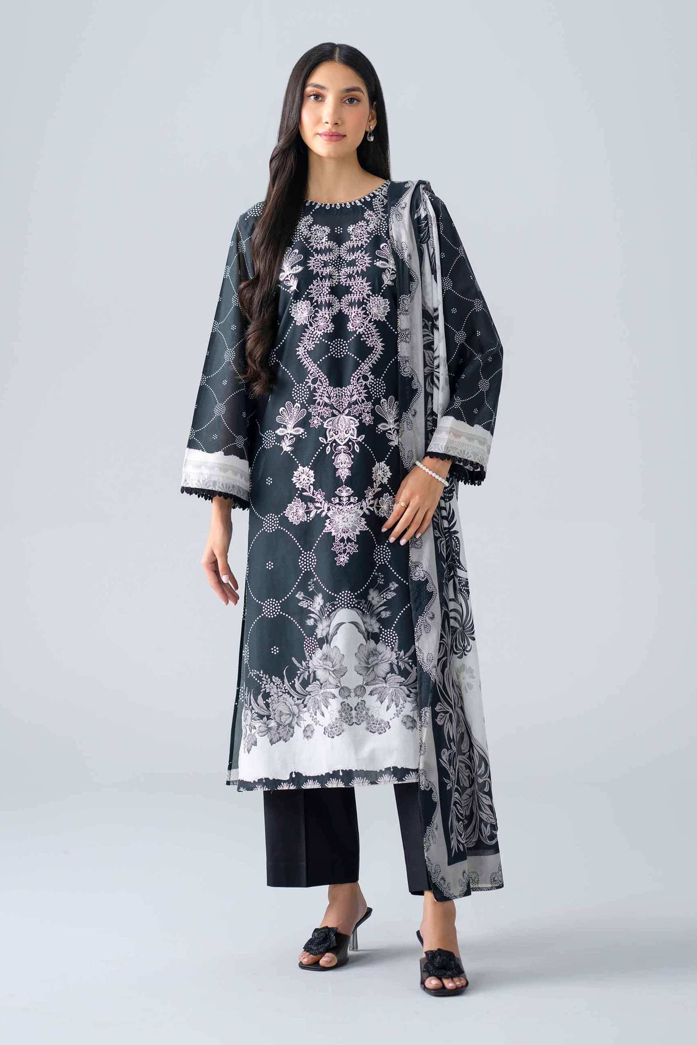 3 Piece - Embroidered Suit - PMS26-05 - Image 3