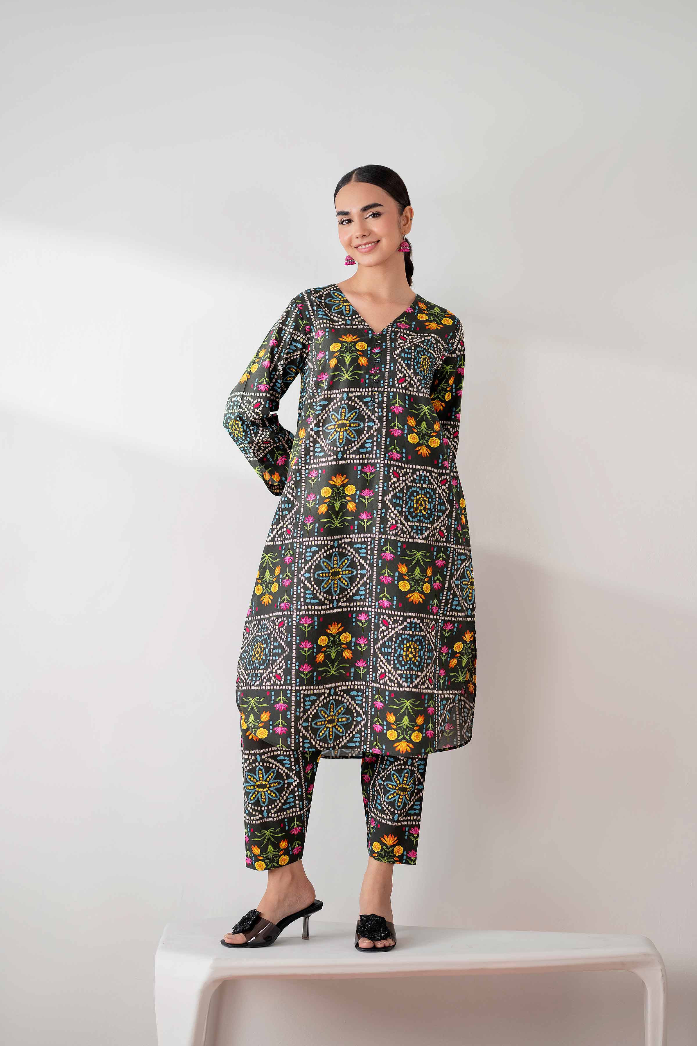 2 Piece - Printed Suit - PS25-225 - Image 8