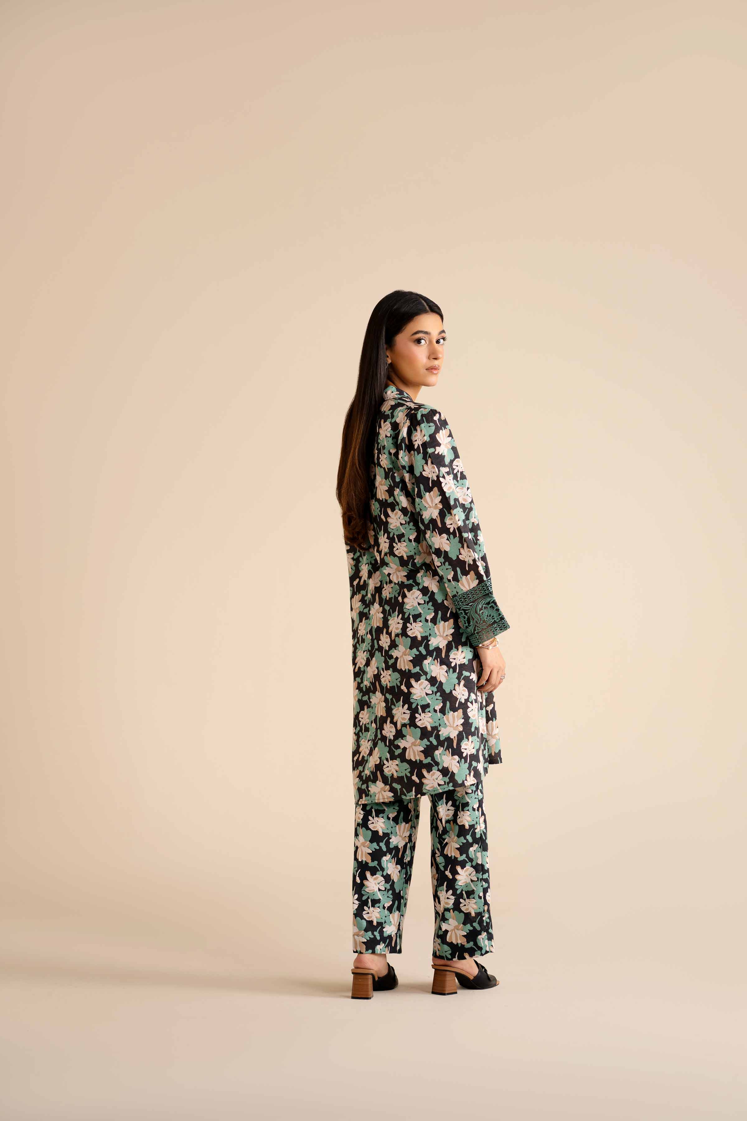 2 Piece - Printed Embroidered Suit - PW25-290 - Image 3