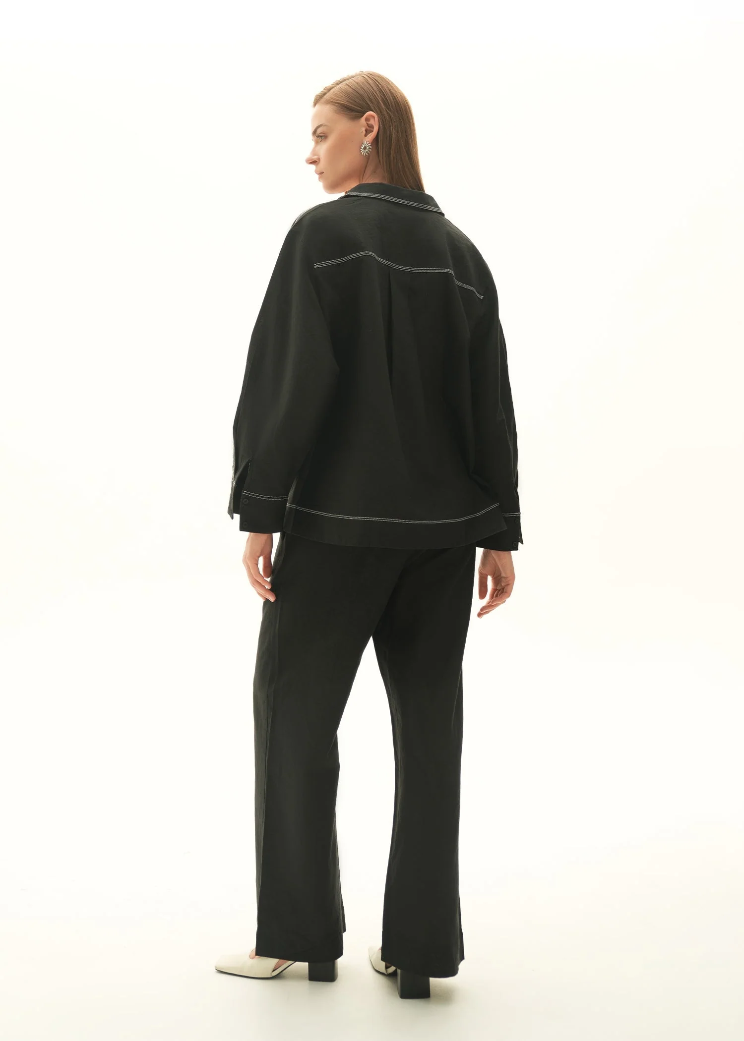 Basic Linen Blend Blouse With Contasting Top-Stitches - KOA - Image 6