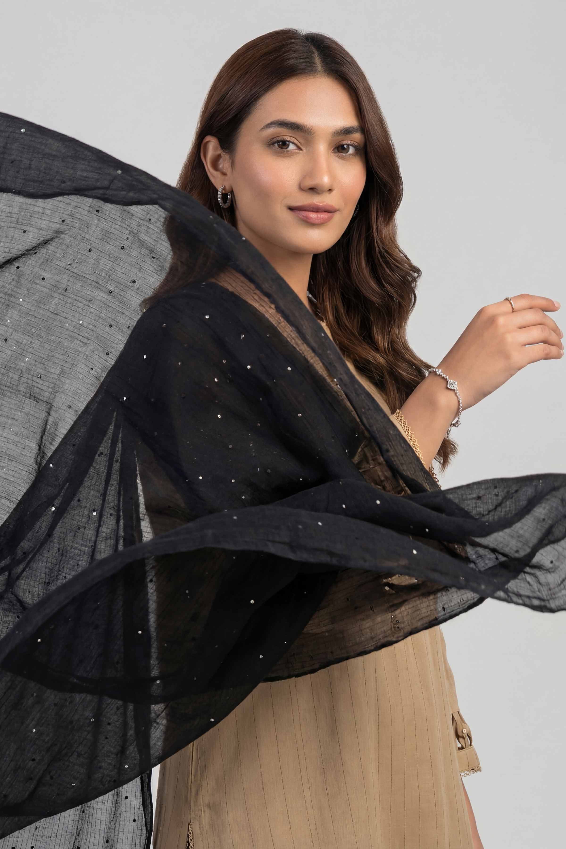 Black Women Scarf - 447822103 - Image 2