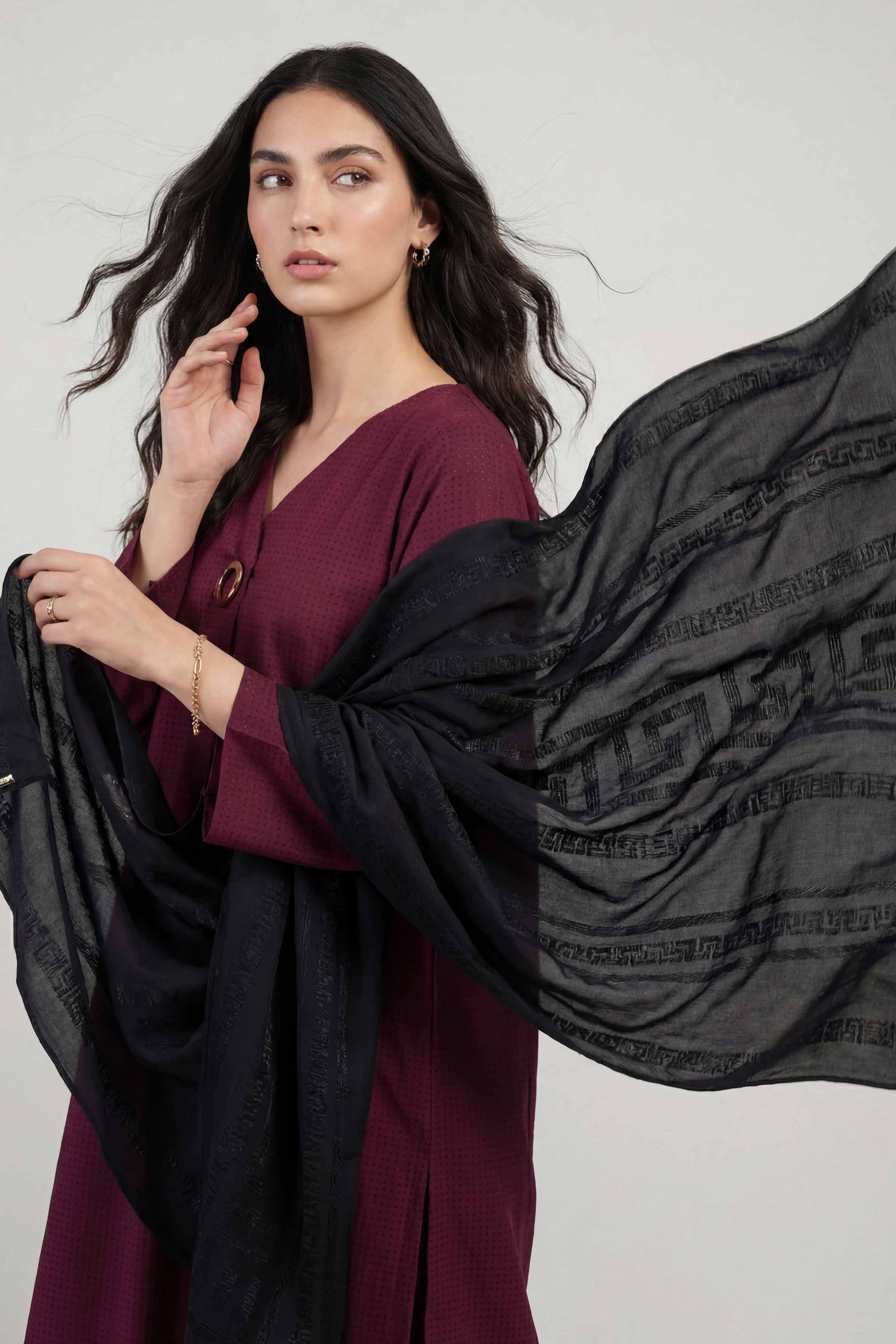 Black Women Scarf - 447512103 - Image 3
